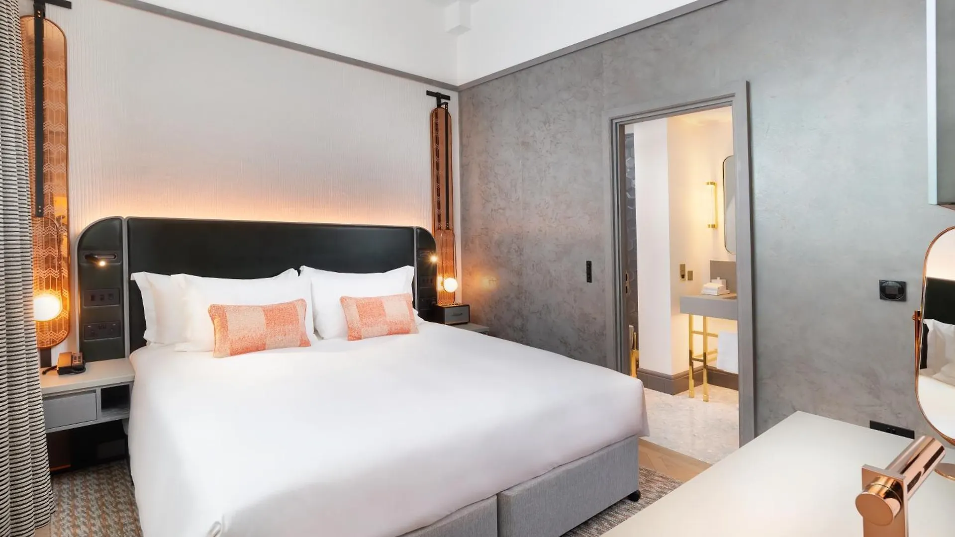 Hart Shoreditch Hotel London, Curio Collection By Hilton 4*, London