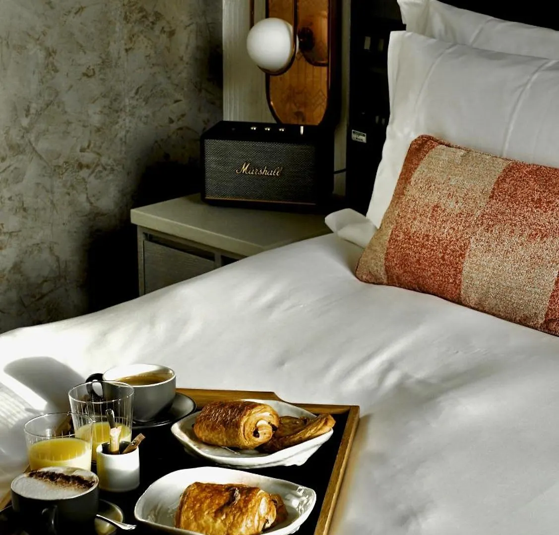 ****  Hart Shoreditch Hotel London, Curio Collection By Hilton Großbritannien