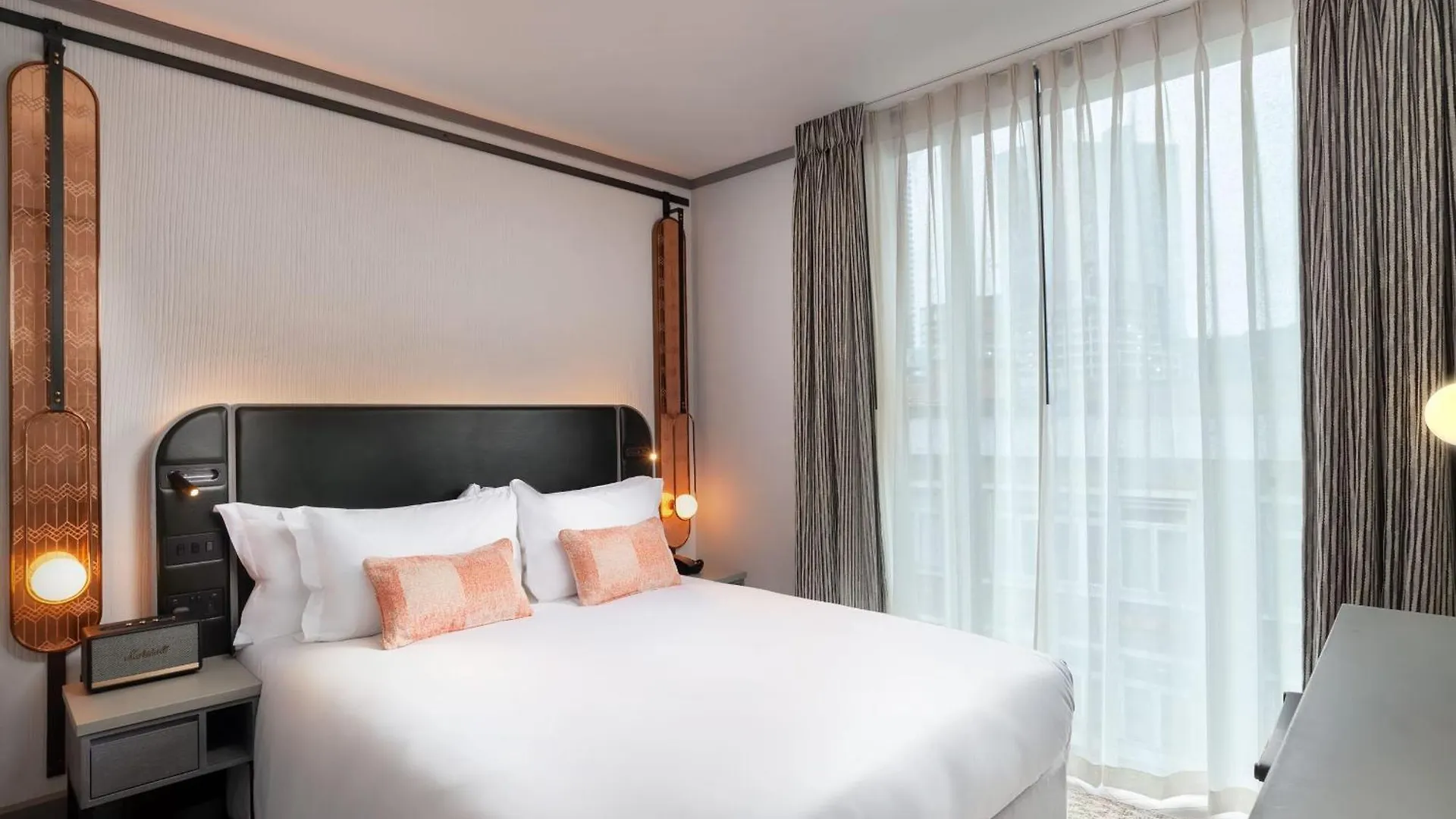 ****  Hart Shoreditch Hotel London, Curio Collection By Hilton United Kingdom